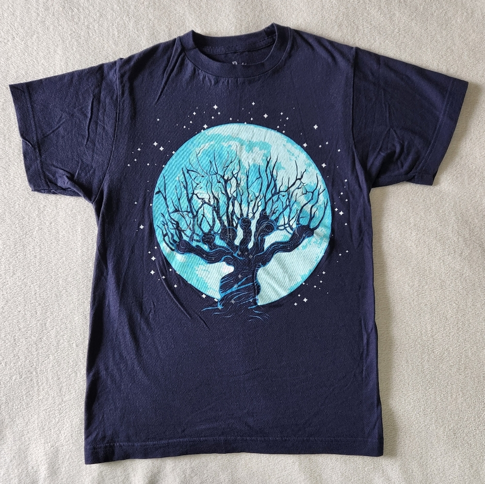 Harry Potter Whomping Willow T Shirt size XS Moon Stars Preowned Great Condition